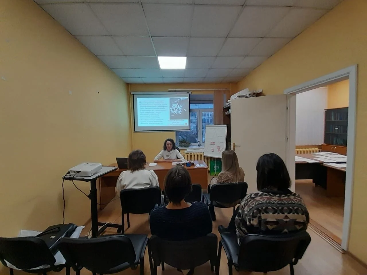 В ОБЛАСТНОЙ БОЛЬНИЦЕ УСПЕШНО РАБОТАЕТ ШКОЛА ПАЦИЕНТОВ С БРОНХО-ЛЕГОЧНЫМИ ЗАБОЛЕВАНИЯМИ