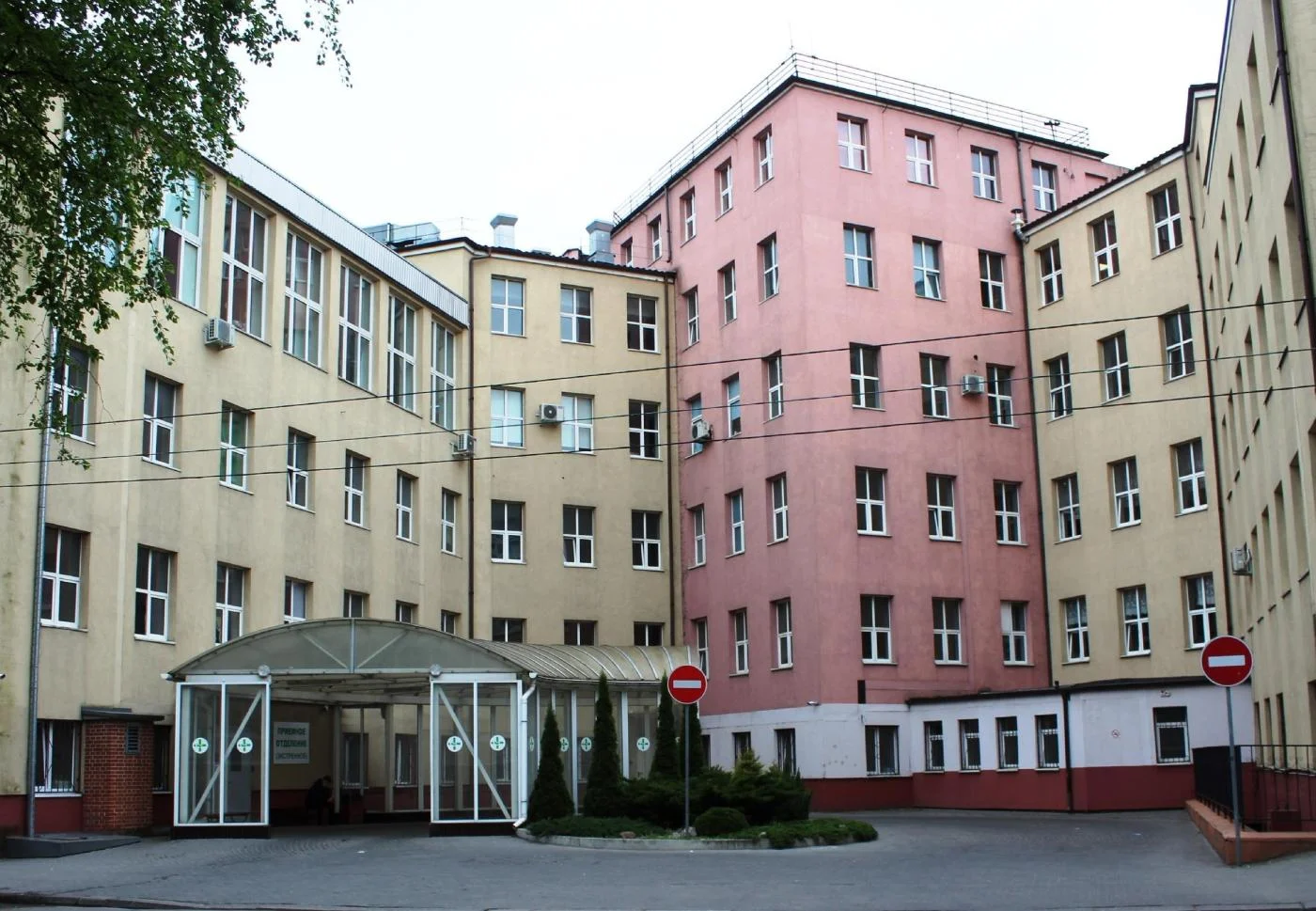 НА БАЗЕ КАЛИНИНГРАДСКОЙ ОБЛАСТНОЙ БОЛЬНИЦЫ ДЛЯ ПАЦИЕНТОВ ОБОРУДОВАНО 4 ПРИЕМНЫХ ОТДЕЛЕНИЯ