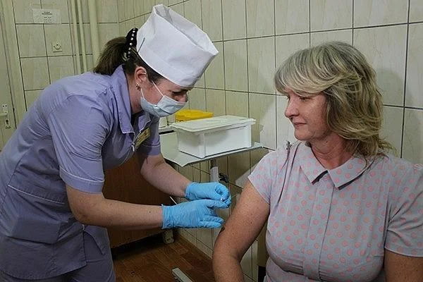 В Калининградской области продолжается иммунизация населения от гриппа