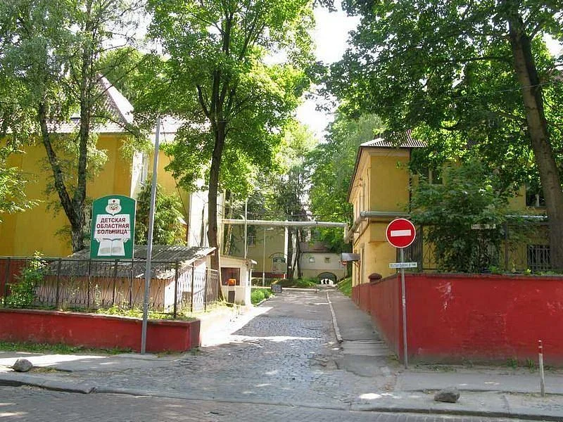 Пострадавшему при взрыве газа пятилетнему ребенку врачи провели сложнейшую операцию