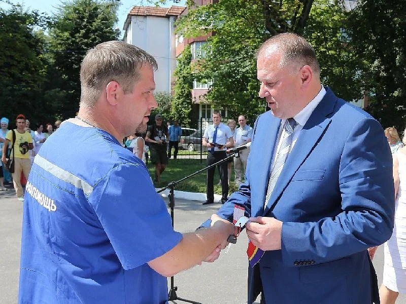 Николай Цуканов: В ближайшие годы будет полностью обновлен парк машин скорой медицинской помощи