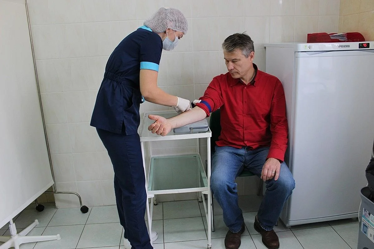  С начала года медицинские профосмотры и диспансеризацию прошло около девяноста тысяч жителей области