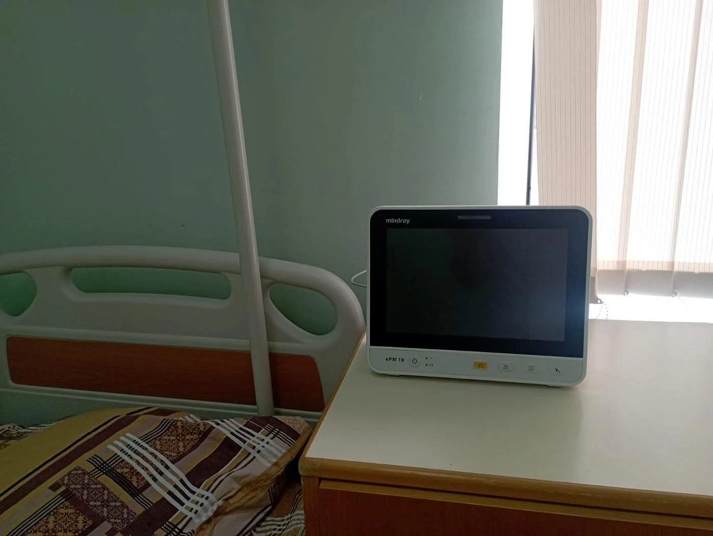 В Багратионовскую больницу поставлен современный прикроватный монитор