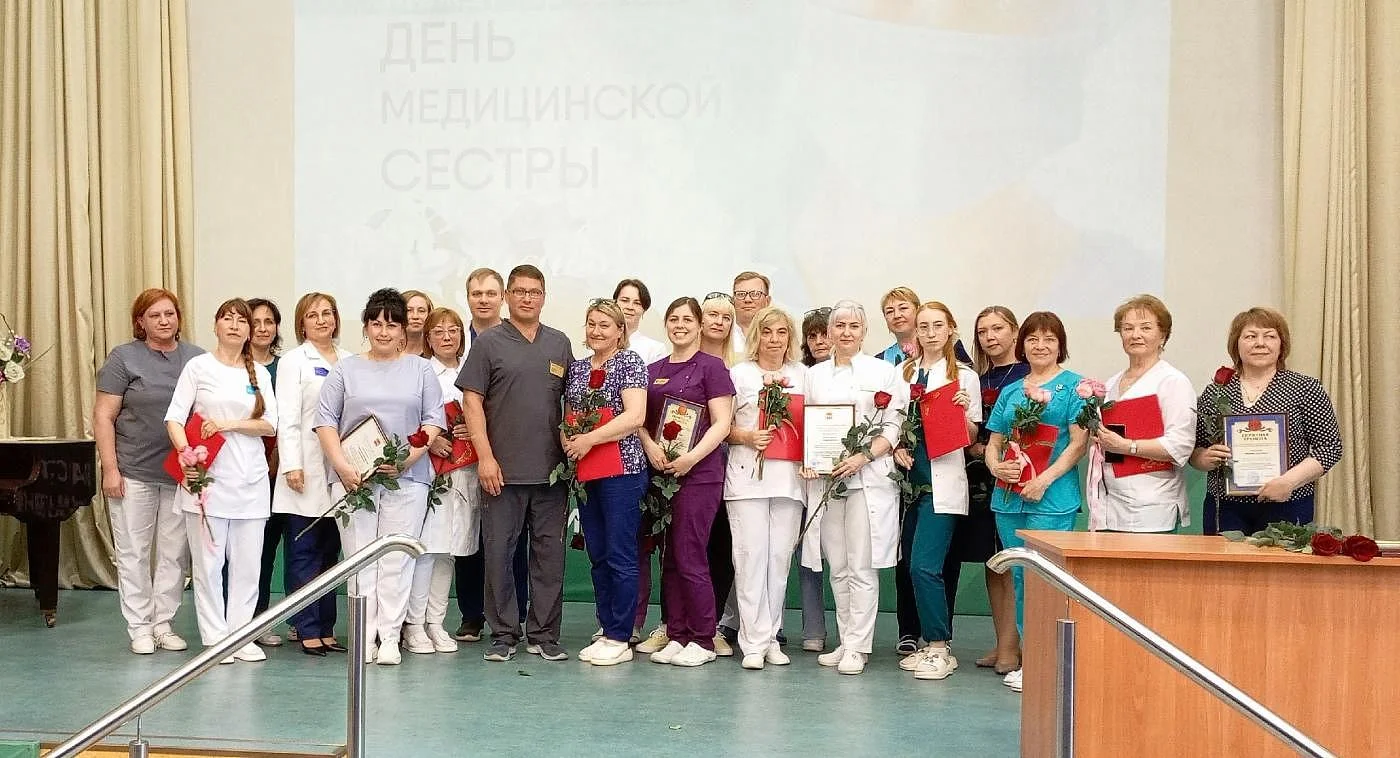 Сегодня 22 медицинским сестрам в торжественной обстановке вручили благодарности и почетные грамоты от Министерства здравоохранения