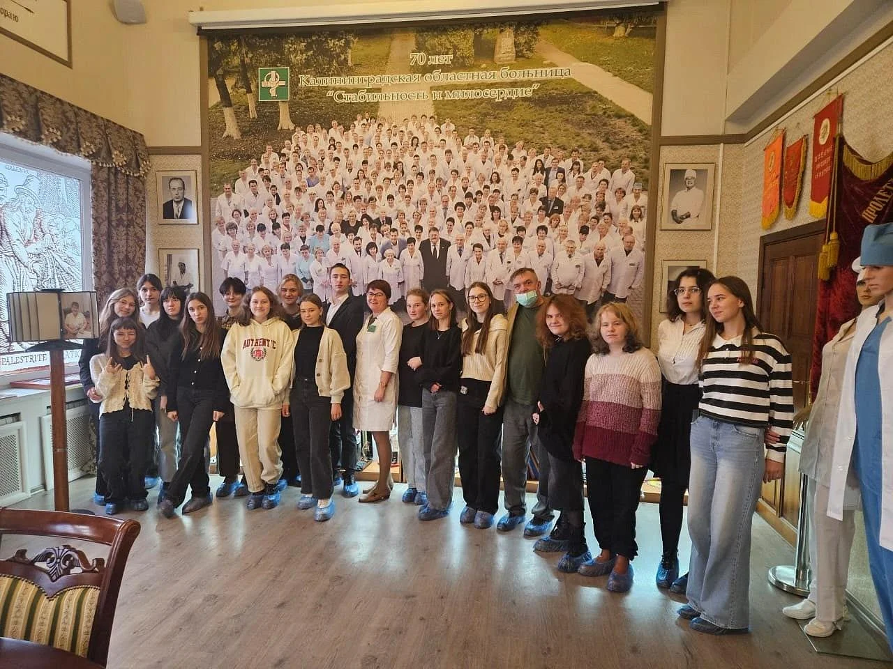  Вчера, 20 января, Областная клиническая больница "открыла свои двери" учащимся 10-11 классов химико-биологического направления 18 Лицея г.Калининграда.