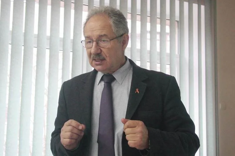 На лечение жителей региона с ВИЧ-инфекцией в 2016 году было направлено 221 млн рублей