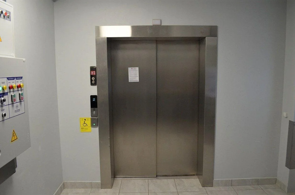 В Областной клинической больнице введен в эксплуатацию новый лифт