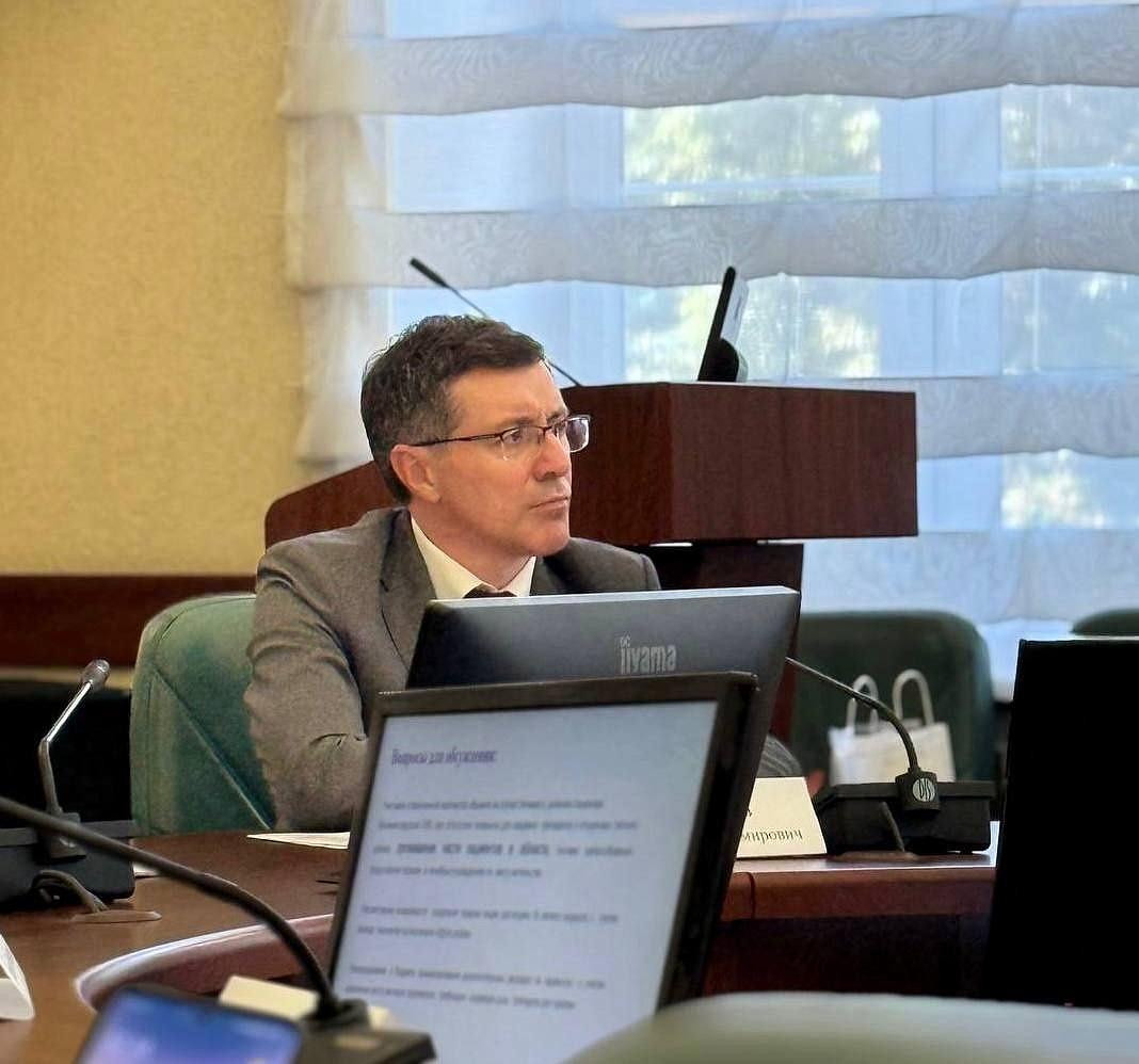 Глава Минздрава Сергей Дмитриев обсудил вопросы сотрудничества с представителем Фонда «Круг добра»