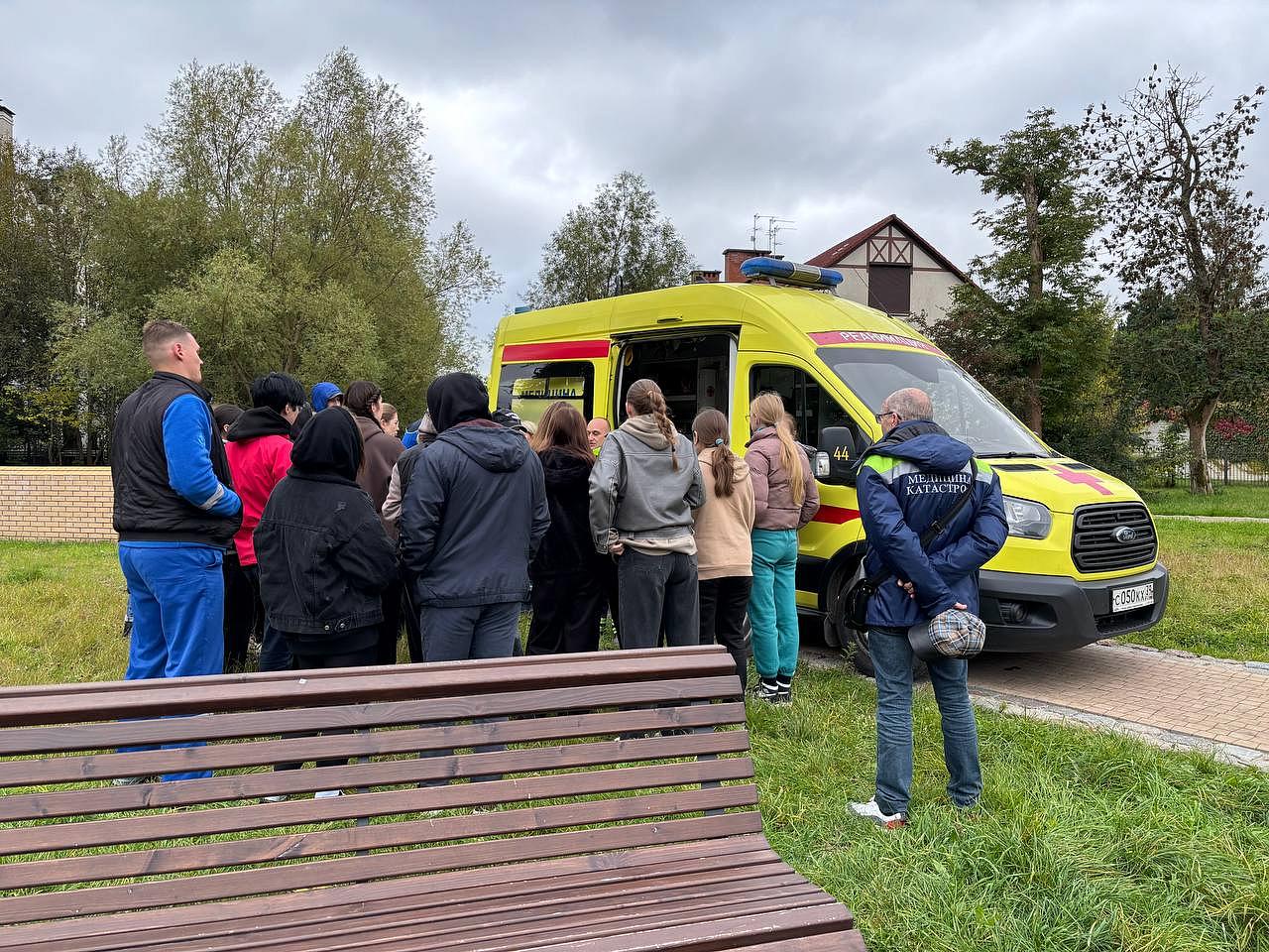 Студенты Медицинского колледжа отработали навыки первой помощи в условиях природных катастроф с помощью опытных врачей Студенты Медицинского колледжа отработали навыки первой помощи в условиях природных катастроф с помощью опытных врачей